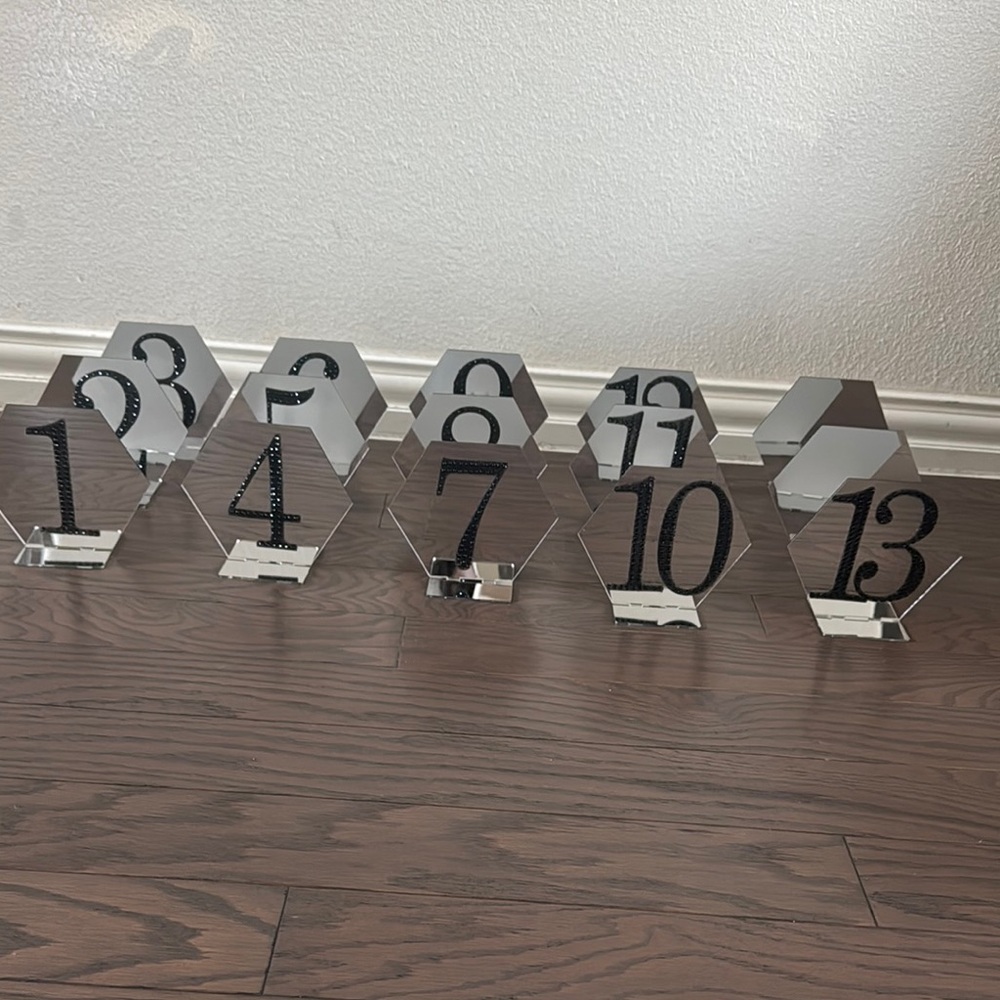 Silver/Mirrored Acrylic Table Sign Holders